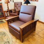 Wallhugging Leather Recliner